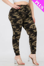 Load image into Gallery viewer, Plus Size French Terry Camo Print Joggers
