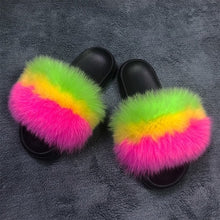 Load image into Gallery viewer, New Arrival Girl Luxury Fluffy Fur Slippers Ladies Indoor Warm Furry Fur Flip Flops Women Amazing Plush Fur Slides Wholesale Hot
